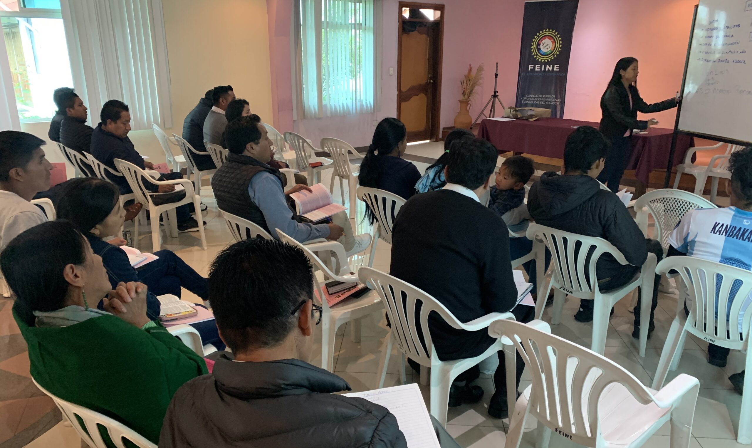 Peace and reconciliation workshop empowers Ecuador’s evangelical leaders