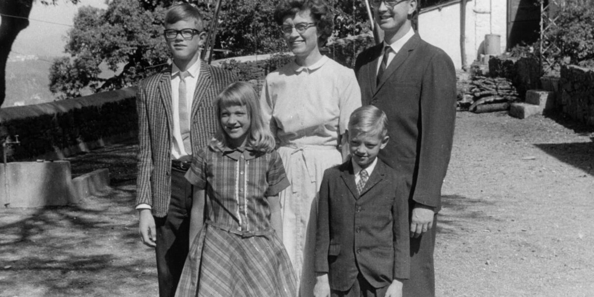 ​Joseph and Mary Lou Duerksen with their children