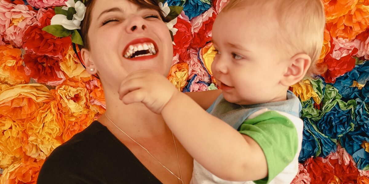 ​Alisha and Asher Garber enjoying a Frida Kahlo exhibition in Phoenix