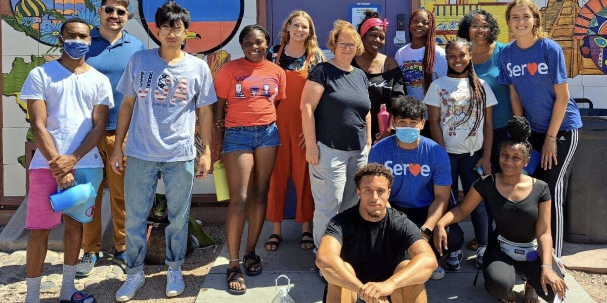 ​Young adult participants and adult leaders of the 2022 Youth Venture/MCC Borderlands learning tour. Photo provided.